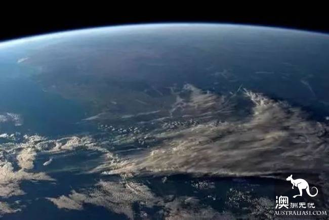 Aerial photo of Australia? This group of God's vision of Australia, is the real shock.
