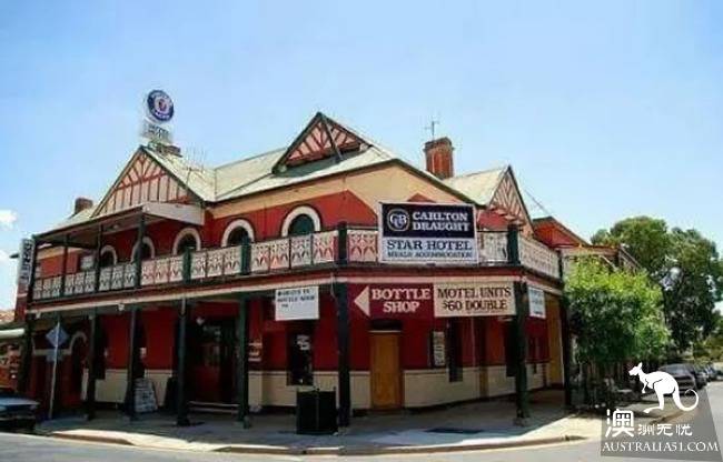 Melbourne is surrounded by these beautiful personality town!