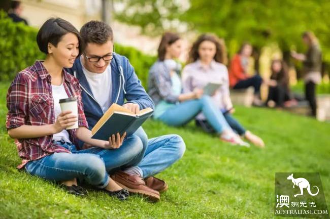 Come to Australia to study in the garage, sleep in the library? Take a look at these accommodations!