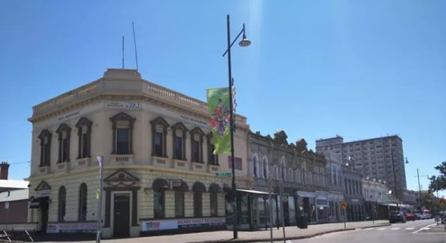 Melbourne is surrounded by these beautiful personality town!