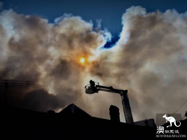 A fire broke out in a factory in the inner west of Sydney. 55 firefighters arrived with 12 fire engines.