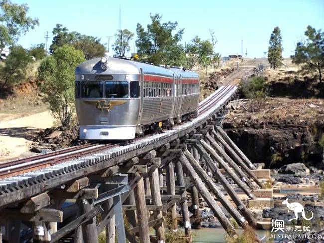 Take a train trip, take a train trip to central Kunzhou