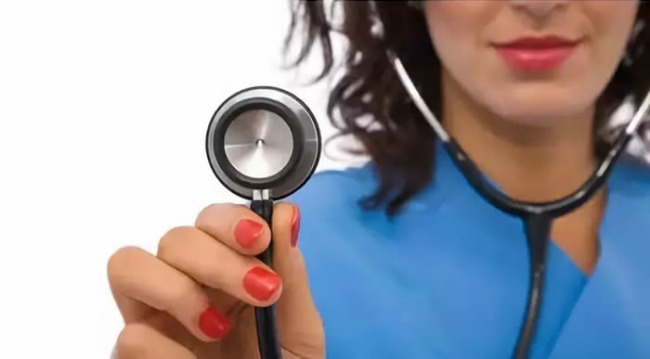 In Australia, girls have so many benefits! With the most complete medical insurance post in the history of Australia