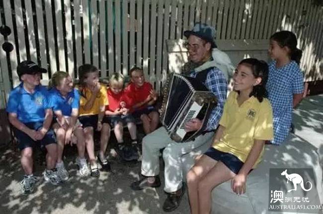 Melbourne is surrounded by these beautiful personality town!
