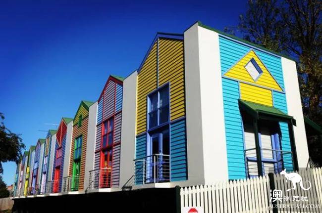 Melbourne is surrounded by these beautiful personality town!