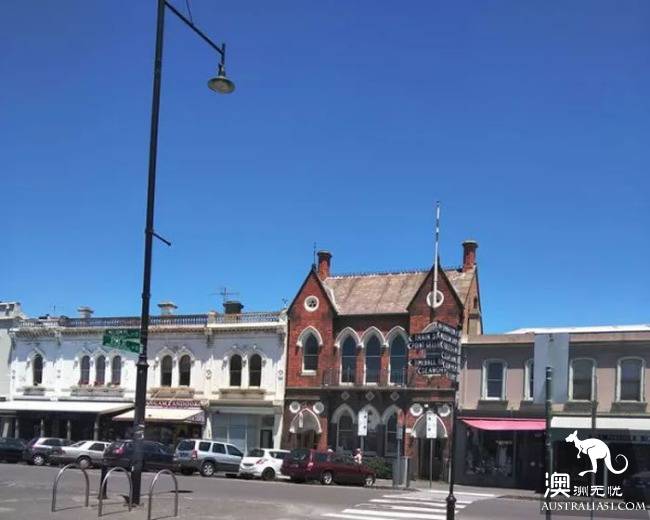 Melbourne is surrounded by these beautiful personality town!