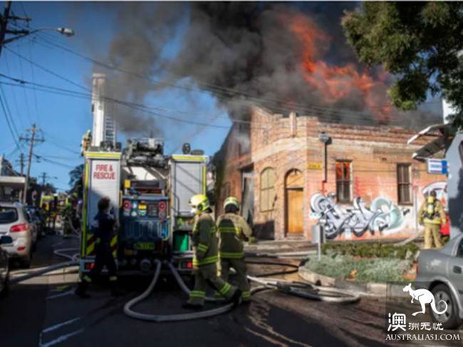 A fire broke out in a factory in the inner west of Sydney. 55 firefighters arrived with 12 fire engines.