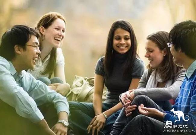 In Australia, girls have so many benefits! With the most complete medical insurance post in the history of Australia