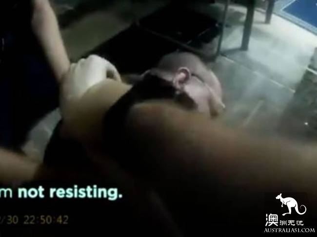 The police can use violence? The loser encountered a false alarm, and his arm was broken.