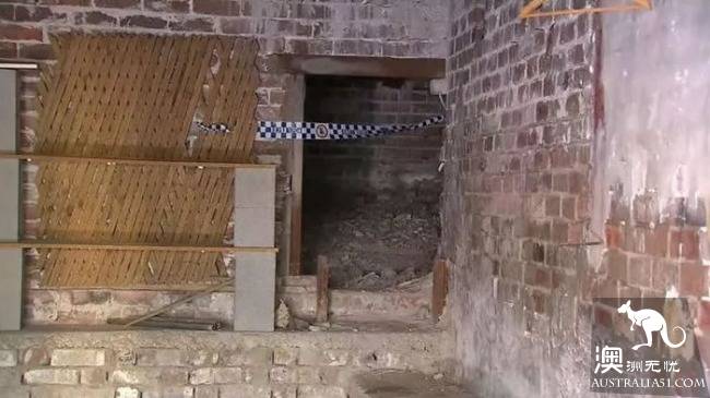 Bones in the walls of Sydney's Bundy apartment! The police are suspected to have committed a homicide.