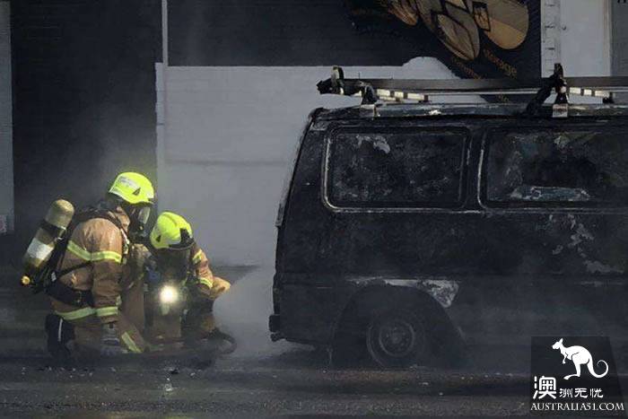 Melbourne car burns in the street, the driver dies