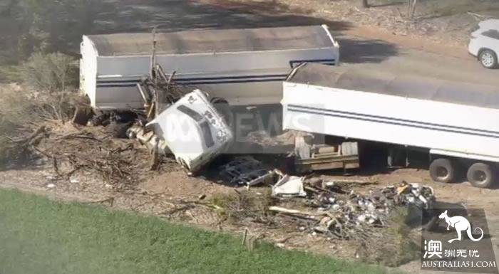 There was a tragedy in the countryside of Western Australia. In the middle of the night, the car stopped without oil and was rear-ended by a rear-end collision. The mother and son died tragically.