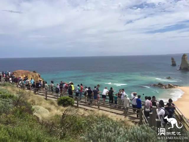 Ma Yan: the Twelve actually never had a dozen. Tell you some of the little 'secrets' that the National Park ranger on Oceania Road just knew.
