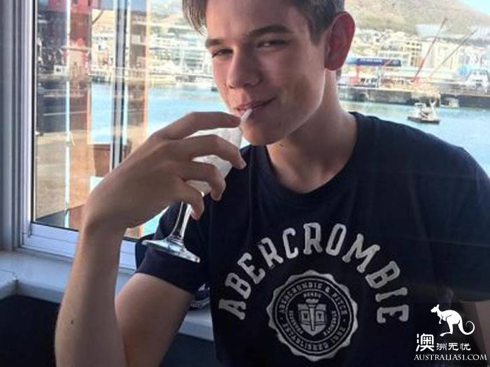 Make 00 a day! This Australian student is awesome. You have to take it.
