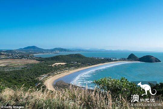 The Australian beach is now a giant stingray with two large pieces of meat torn off both sides of its body.