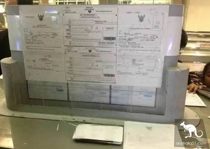持中国护照如何从澳洲去泰国免签吗？如何在澳洲申请泰国旅游签证？