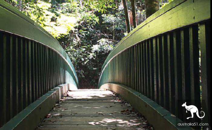 15 days & 00, the story of a Sydney student traveling to Keynes