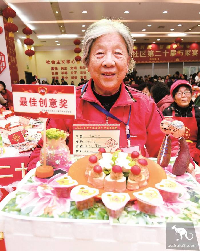 Who says the New Year has no flavor? More than 40,000 families in Wuhan's Baibuting community dine together