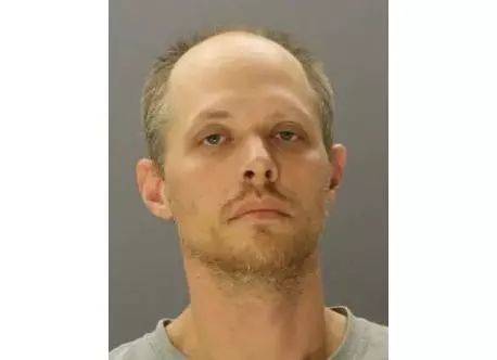 The suspect who entered the house to kill Chinese female students was finally arrested! This is his fourth arrest.