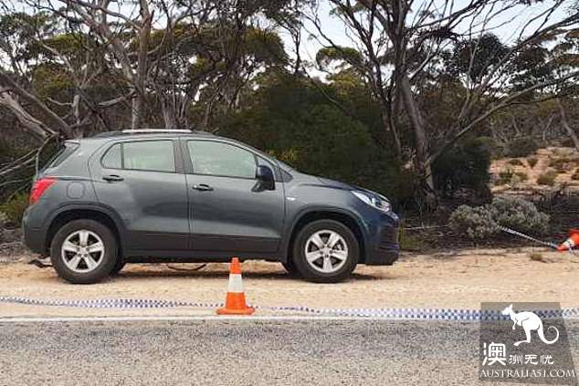 A hitchhiker found blood in a hitchhiker and unraveled the murder.