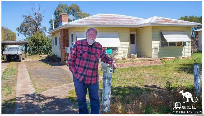 Australia's oldest first-time buyer, 74 finally realized his dream