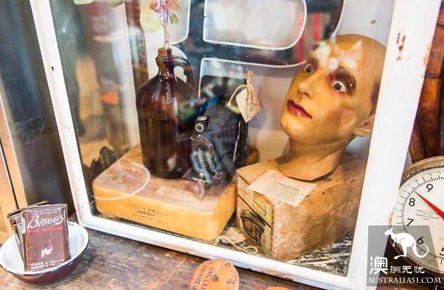 Finally! Sydney's top 10 antique shops, all of which are here.