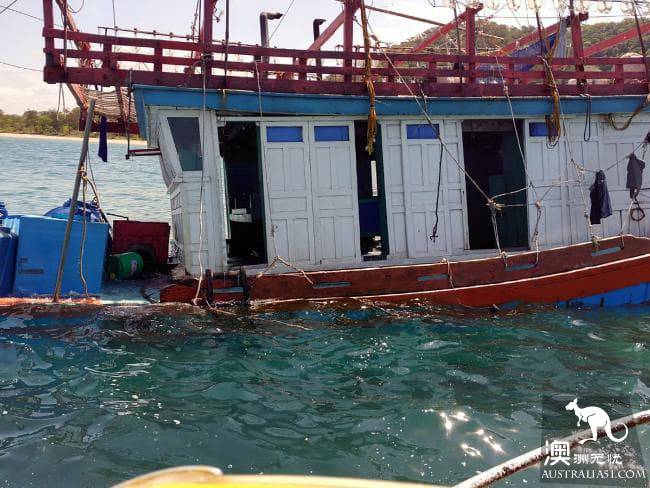 Tens of thousands of Indonesian refugees are on their way to Australia, Mr Duden warned.