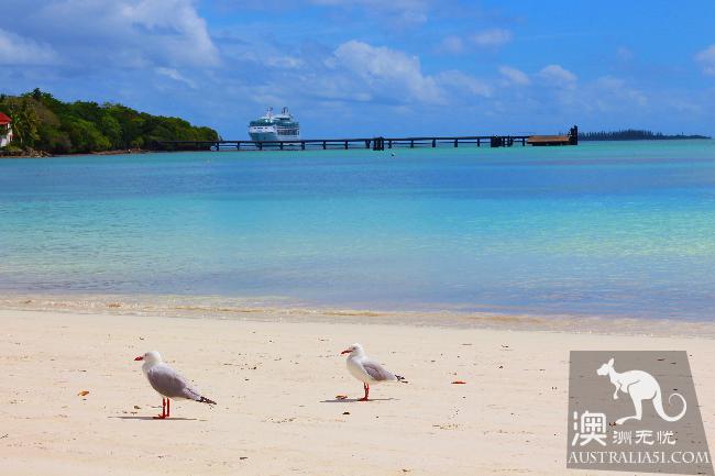 French New Caledonia, Paris on the other side of the planet