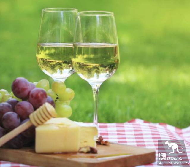 Now it must be known that each of the nine largest wine producers in Australia has hidden mystery.