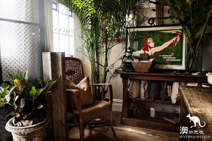 Finally! Sydney's top 10 antique shops, all of which are here.