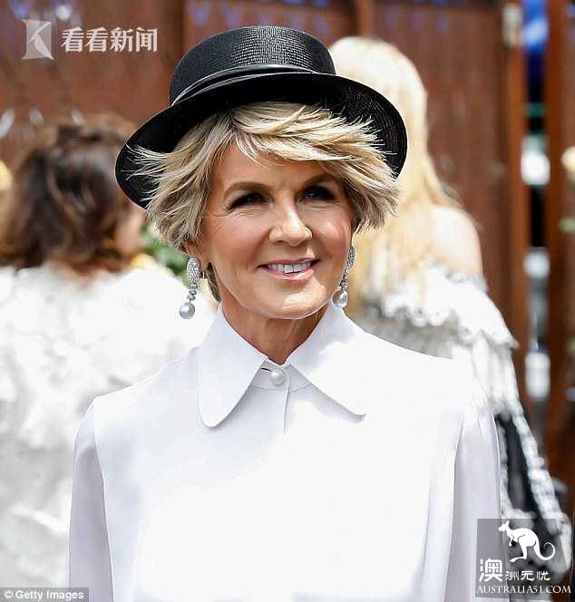 The former Australian foreign minister claimed to have left all the Chinese bodyguards behind in the morning run