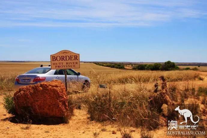 Western Australia has a country, China, the Principality of the Hutt River. Have you heard of it?
