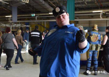 Canberra Cosplay competition opens, superhero, video game character, dream girl. Live take you one by one click!