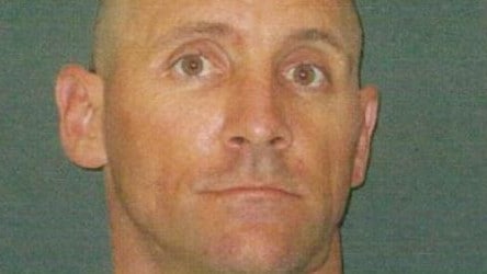 Australian drug dealers successfully escaped from prison on Christmas Eve, the police fought hard to hunt down