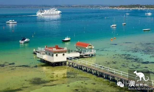 Melbourne short holiday Get Away introduction! Go fishing and enjoy a leisurely journey