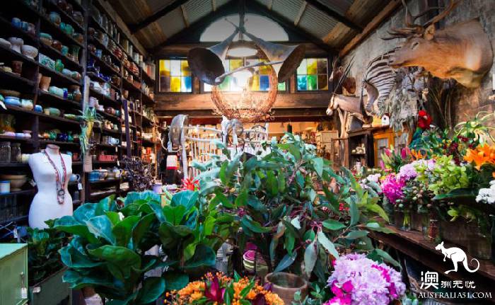 Finally! Sydney's top 10 antique shops, all of which are here.