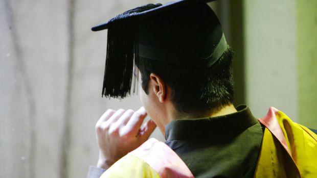 Chinese girls question the value of studying in Australia?! Sell 2 million to study in Australia, return to China with a basic salary of only 00
