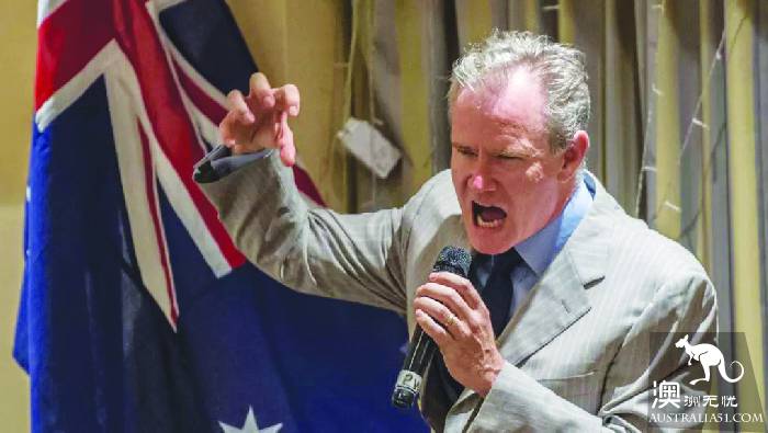 The Australian anchorman made insulting remarks about China and was fired, saying that the Chinese people squinted.