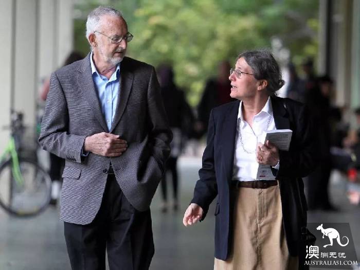 My heart's broken, old fellow! The number of spouses who have been approved to emigrate has dropped sharply, with 80,000 applicants looking forward to passing through the autumn water.
