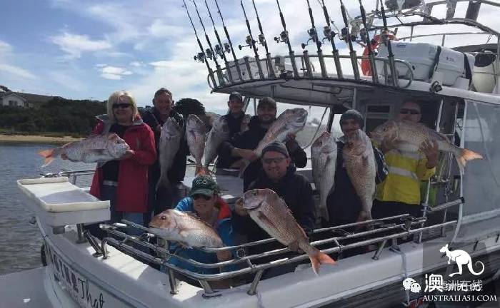Melbourne short holiday Get Away introduction! Go fishing and enjoy a leisurely journey