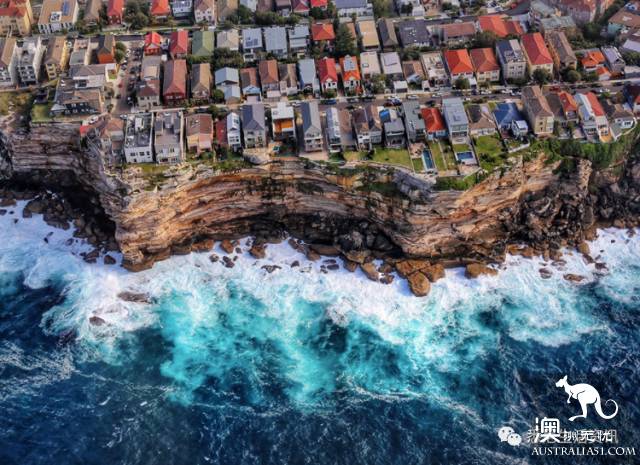 It's beautiful! 90% of Sydney's 12 beaches don't know!