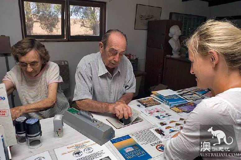 Western Australia has a country, China, the Principality of the Hutt River. Have you heard of it?