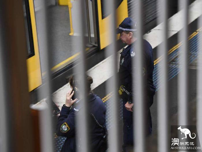 Sydney, train killed a man! The man's waist was sandwiched in the gap between the platform and train, and the whole station was evacuated urgently.