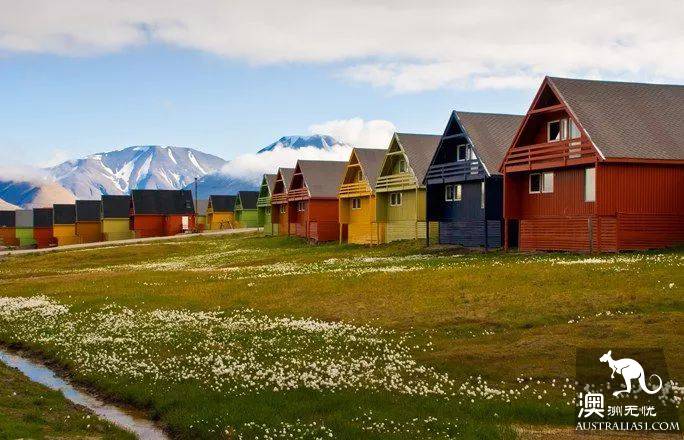 The city most prone to one-night stands on earth! It is also free of visa to the Chinese people.