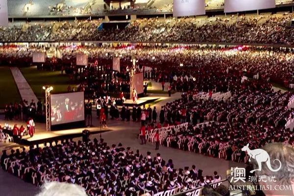 Chinese girls question the value of studying in Australia?! Sell 2 million to study in Australia, return to China with a basic salary of only 00