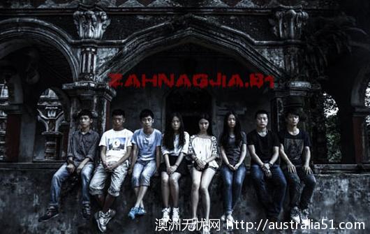 The students at a university in Kunzhou took naked graduation photos, but the story behind them moved the editor to tears.