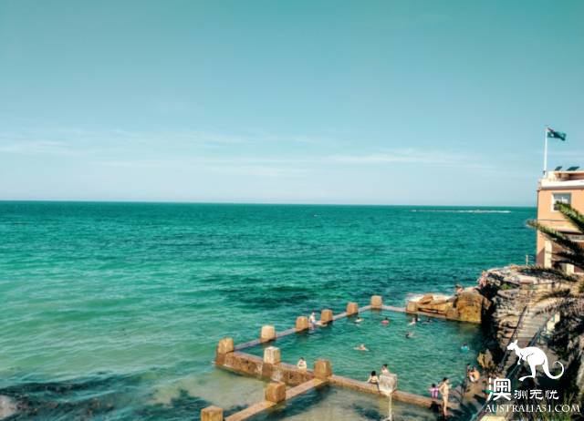 It's beautiful! 90% of Sydney's 12 beaches don't know!